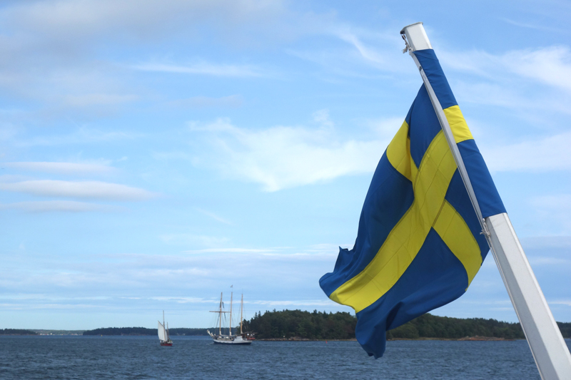 Schwedenfahne in Sandhamn - Schweden Stockholm - Reiseblog Bravegirls