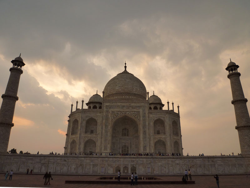 Taj Mahal Sonnenuntergang - Reiseblog Bravegirls