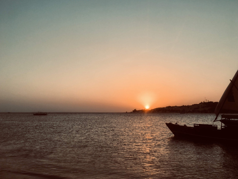 Sonnenuntergang Insel Lamu - Reiseblog Bravegirls